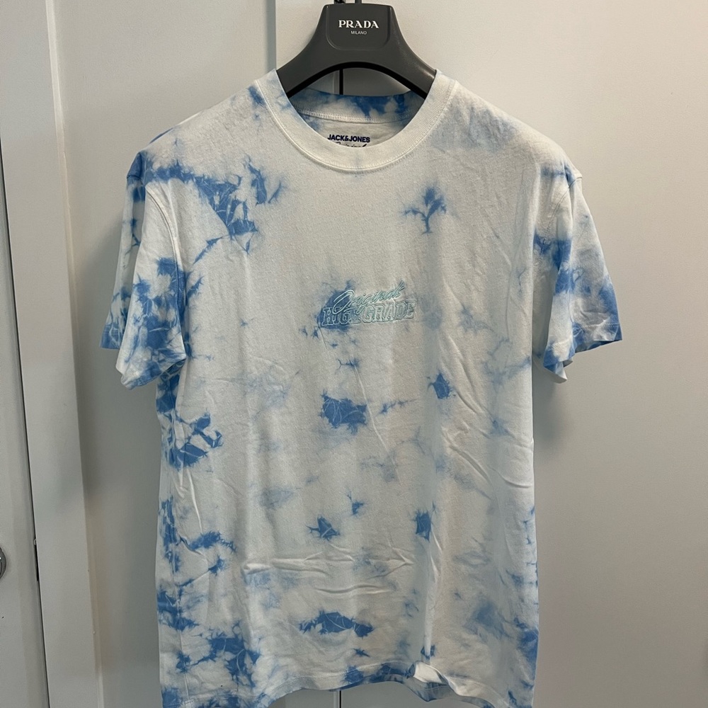 J&J tshirt